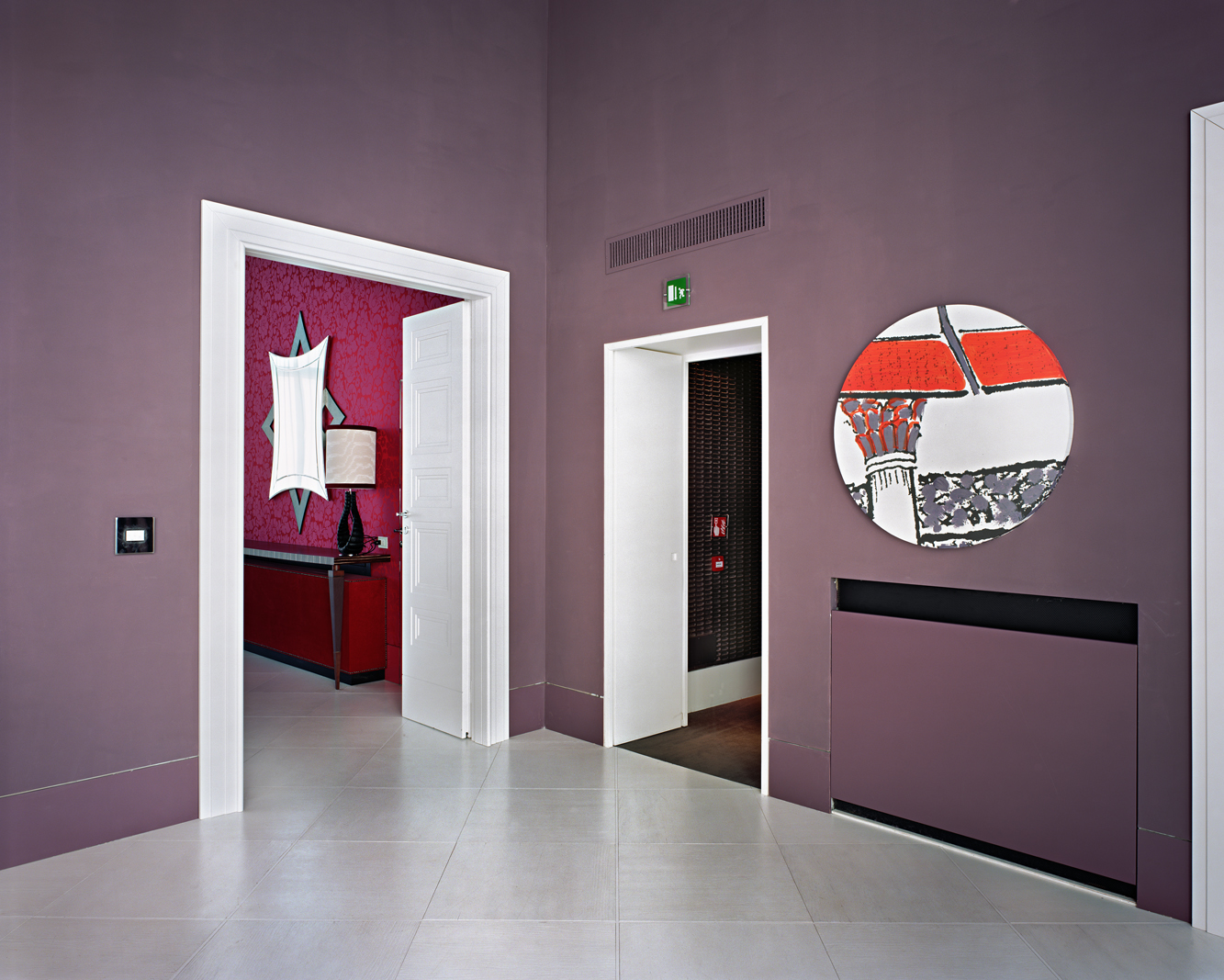 Untitled (Circle Mirror - Mauve Wall), 2011