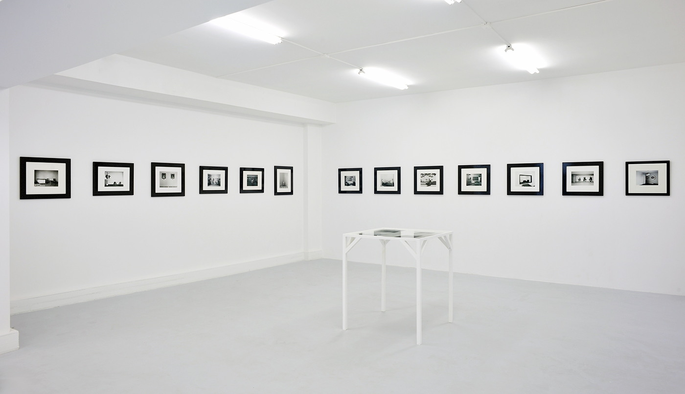 Lynne Cohen / Estate  - Exhibition view - Un hommage - Galerie in situ - Fabienne Leclerc, Paris, 2015