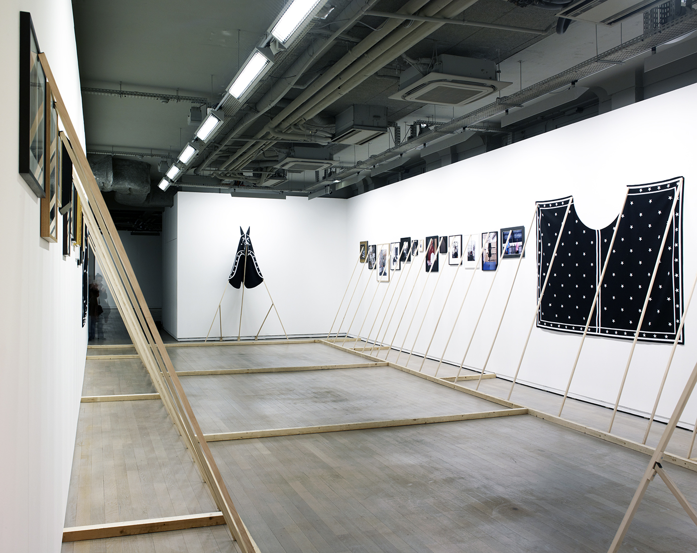 Renaud Auguste-Dormeuil - Exhibition view - Il serait temps - Fondation d 'entreprise RICARD, 2013
